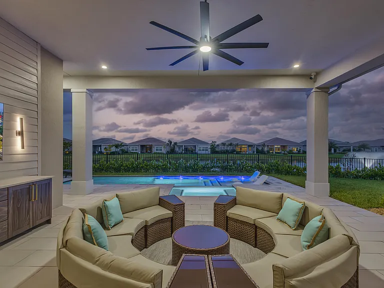 10109 Driftwood Way — Photo 27