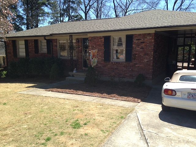 4-sided brick home