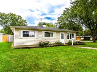 624 Tanglewood Dr, Streamwood, IL 60107