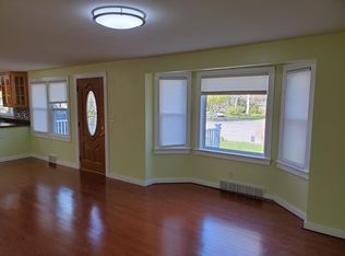 1 Albin Rd, Delmar, NY 12054