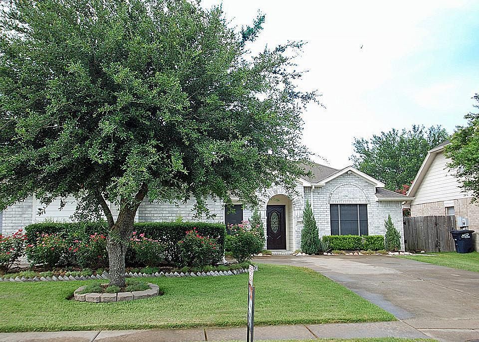 1st image of 7311 Harpers Dr