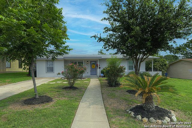 1st image of 411 Senova Dr