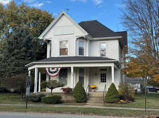 33 E High St, Frankfort, OH 45628