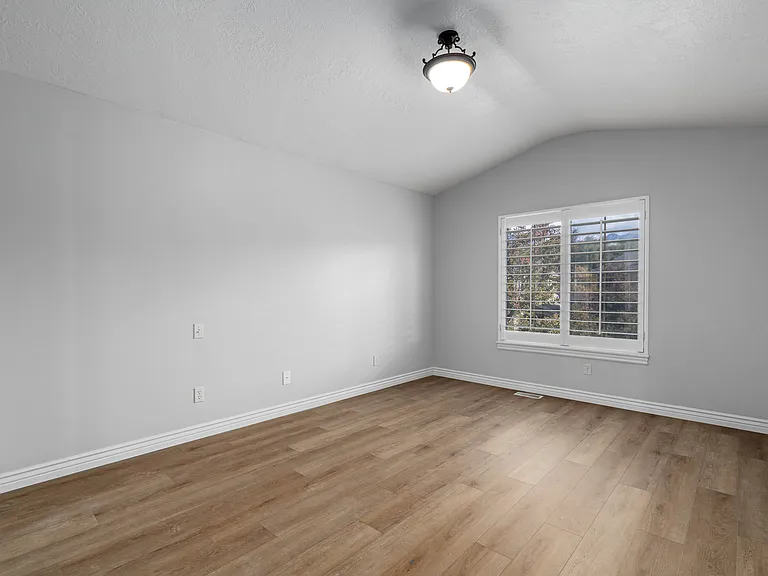 7178 S 420 E — Photo 13