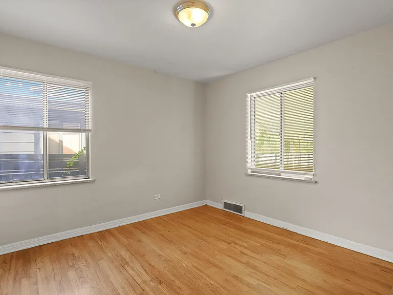 1710 S. Franklin St. — Photo 32