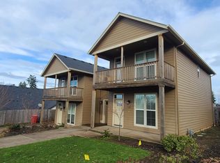 1112 Emmett Loop #1112, Silverton, OR