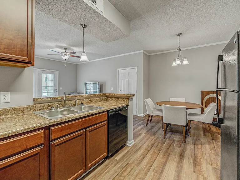 152 Millstone Rd #G — Photo 2