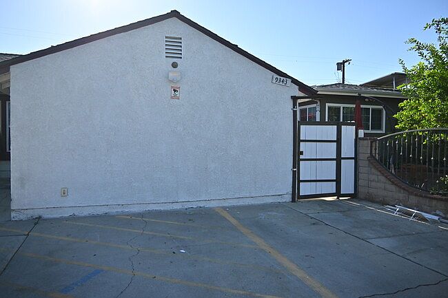 1st image of 91331-9343 Varna Ave