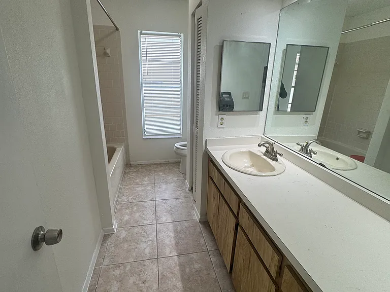15158 Springview St — Photo 8
