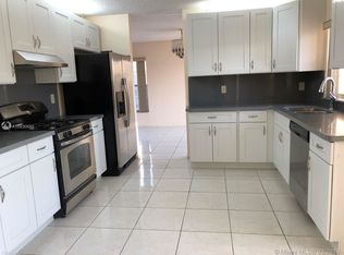 12240 NW 32nd Mnr, Fort Lauderdale, FL 33323