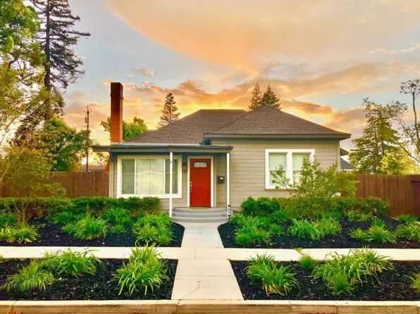 213 S Walnut Ave, Ripon, CA 95366