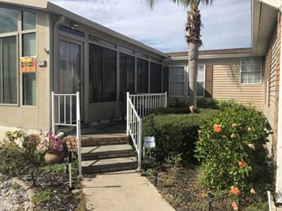 3rd image of 2025 Bayou Dr S