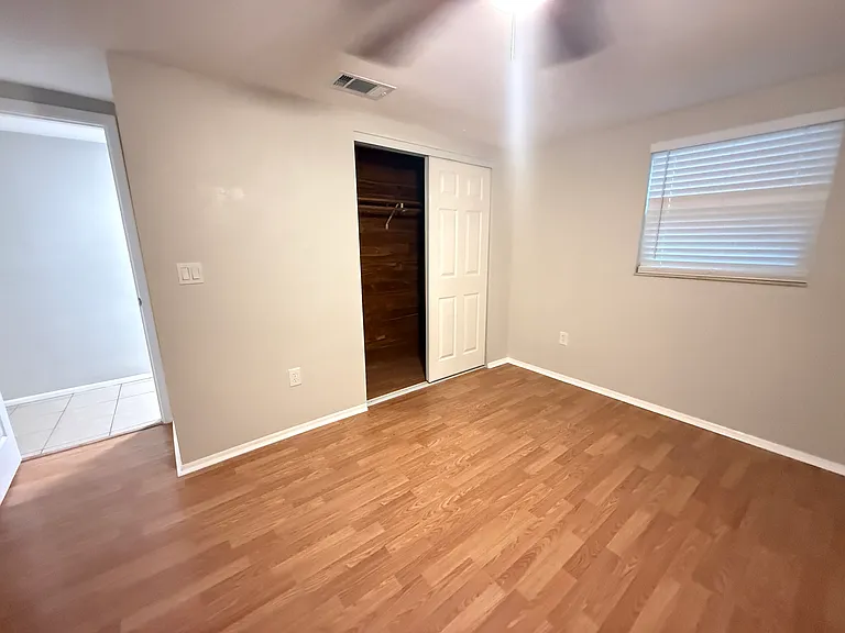 7105 Mayfield Dr — Photo 8