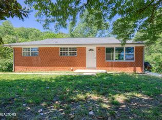 112 Carter Dr, Loudon, TN 37774