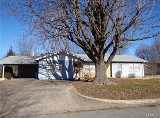 224 Kuhn St, Lebanon, MO 65536