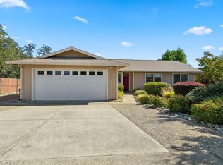 2976 Starlight Blvd, Redding, CA 96001