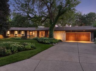 4541 Sunset Rdg, Golden Valley, MN 55416