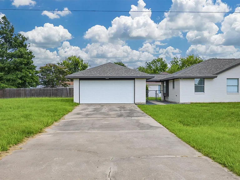 32242 Sky Lakes Dr — Photo 25