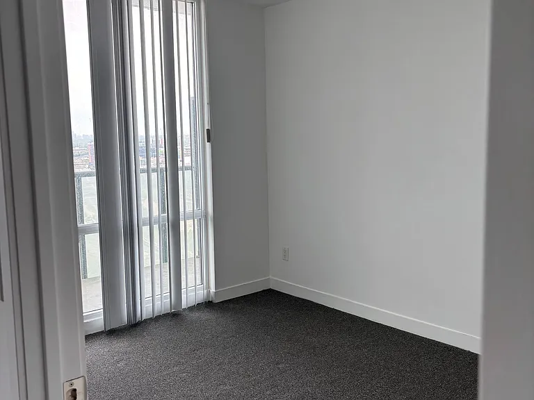 170 Fort York Blvd #2713 — Photo 7