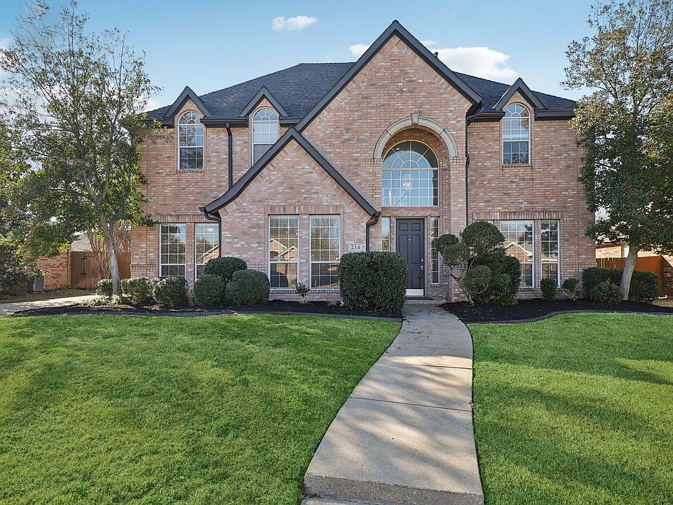 1st image of 214 Chisholm Trl