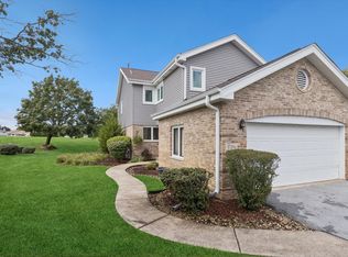 17396 Brook Crossing Ln, Orland Park, IL 60467