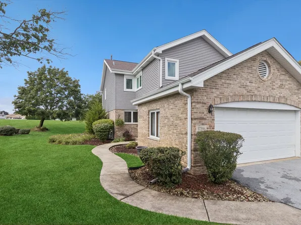 17396 Brook Crossing Ln, Orland Park, IL 60467