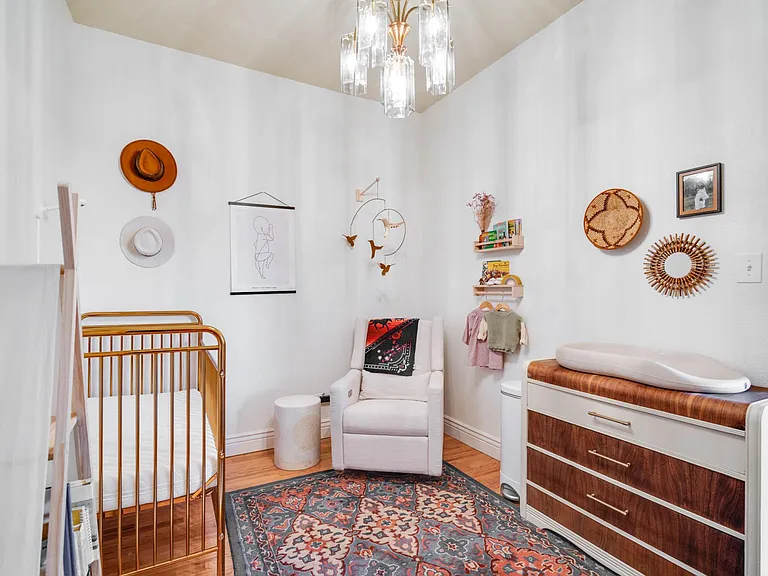 3707 N Franklin St — Photo 17