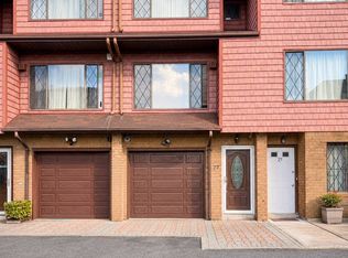 27 Maryland Ln, Staten Island, NY 10305