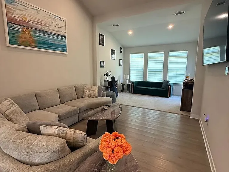 317 Egret Ct — Photo 4