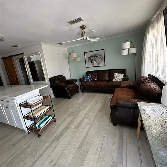 210 W Gardenia St #12 — Photo 3