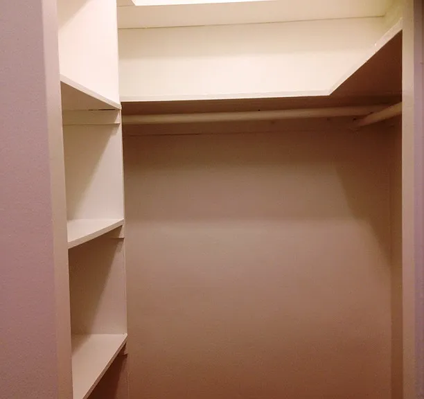 23-50 Waters Edge Dr #4F — Photo 18