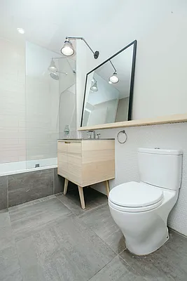 Rented by Nooklyn NYC LLC | media 36