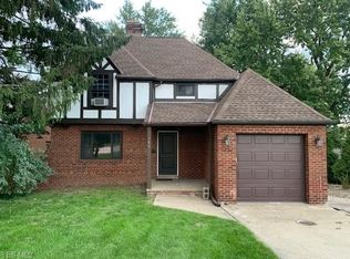740 W Schaaf Rd, Cleveland, OH 44109