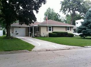 1908 Cach Ln SW, Cedar Rapids, IA 52404