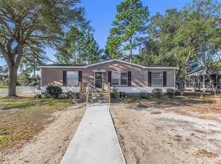 4690 Port Loop Rd SE, Southport, NC 28461