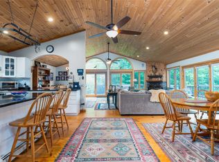 177 Hoadley Brook Ln, Stowe, VT 05672