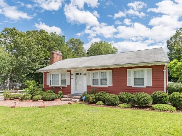 444 Mount Vernon St, Lawrence, MA 01843
