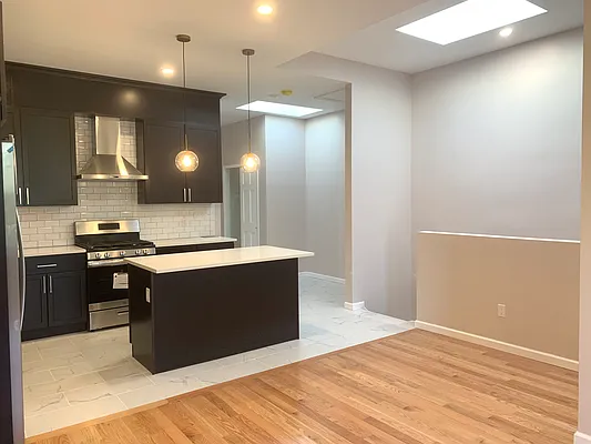 Rented by Gama Group | media 29