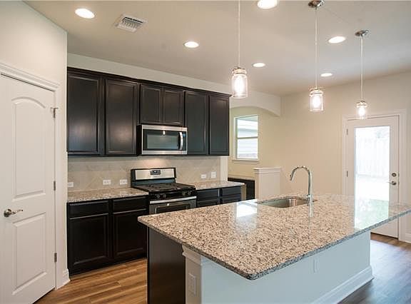 4th image of 14004 Alloro Dr