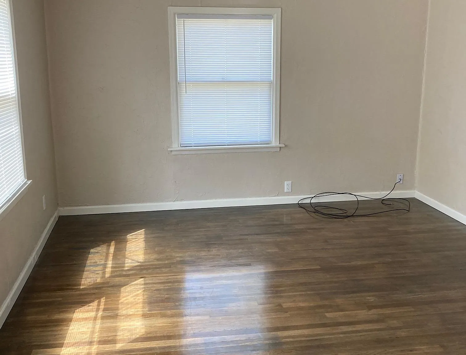 2 bed, 1150 sqft, $650 — Photo 3