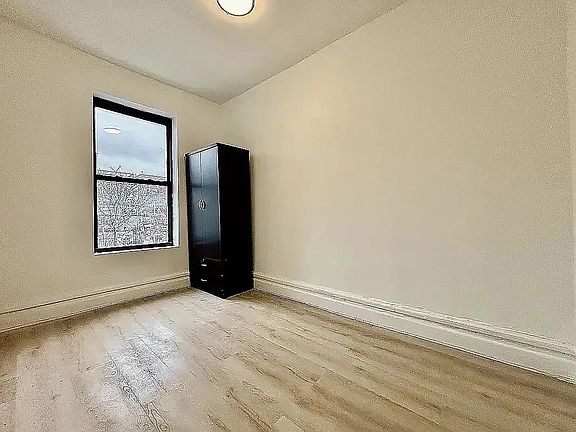 5th image of 3405 Broadway #1BB