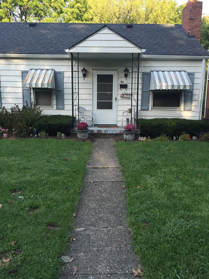 1143 Waterworks Rd photo 1