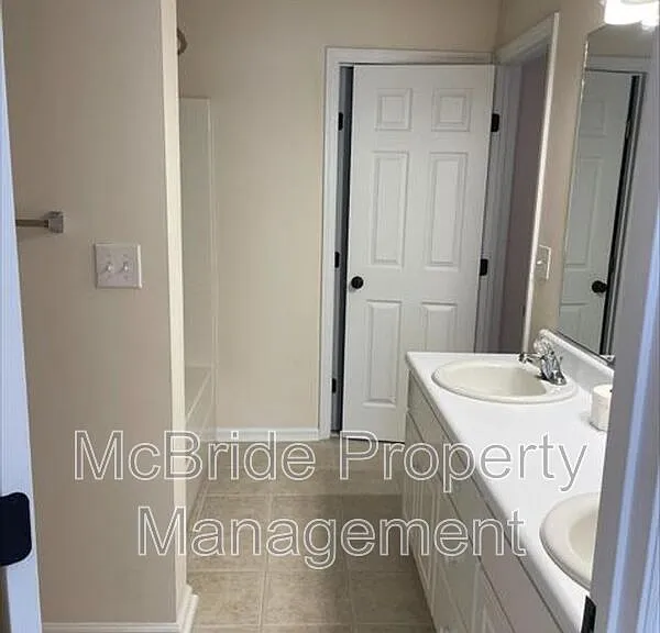 429 Snead Way — Photo 7