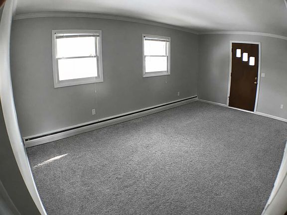 4th image of 354 Oakwood Dr