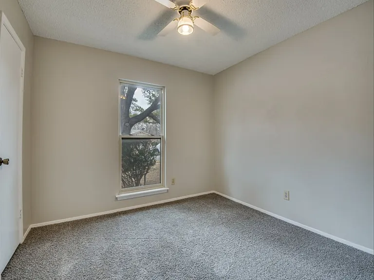 3601 Willow Ridge Dr — Photo 9