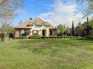 298 Grand Lake Dr, Arnaudville, LA 70512