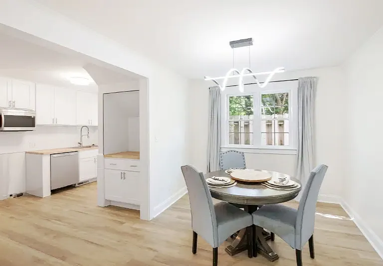703 Wade Ave — Photo 1