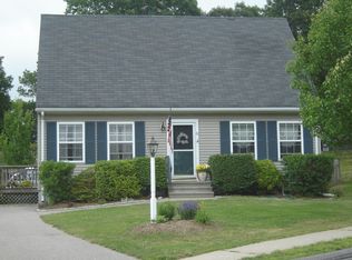 23 Celestial Heights Dr, South Kingstown, RI 02879