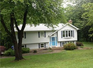 106 Highland View Dr, South Windham, CT 06266