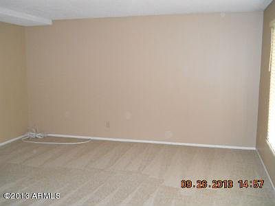 4th image of 13 E Carter Dr